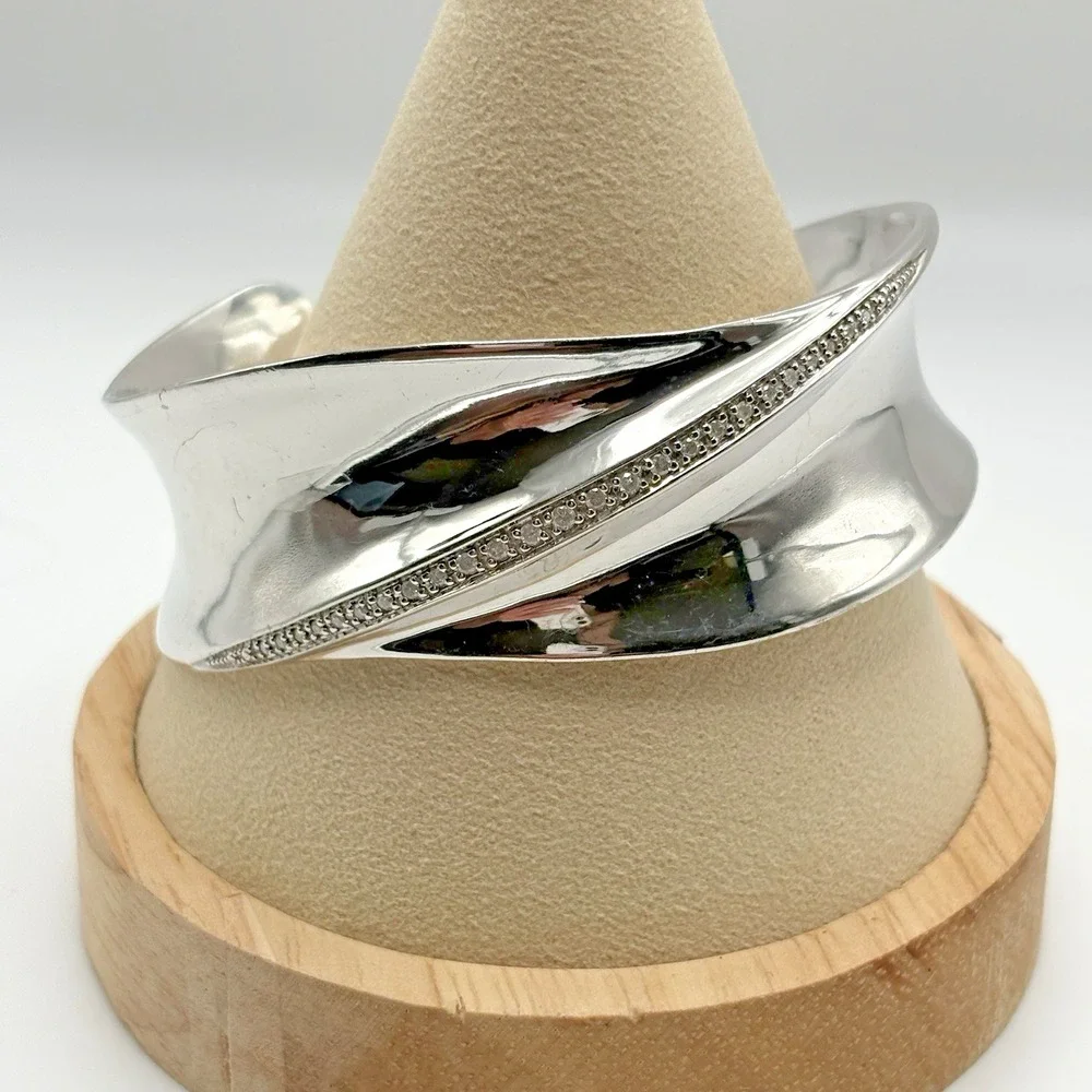 Alwand Vahan alwand vahan